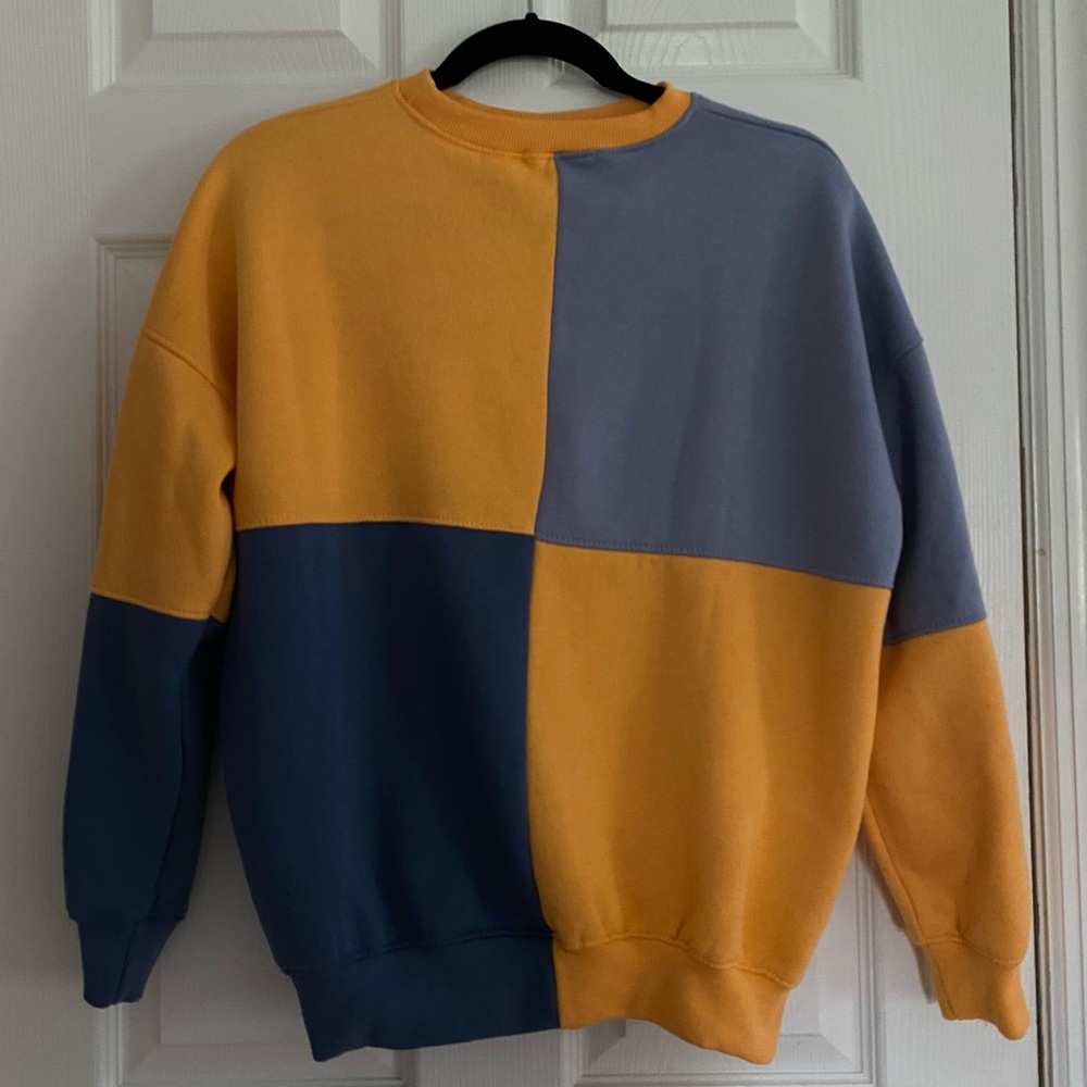 Colorblock Sweater - Picture 2 of 3